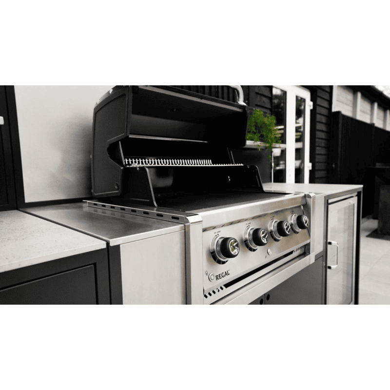 Broil King Regal™ S 470 Built-In Gas Grill