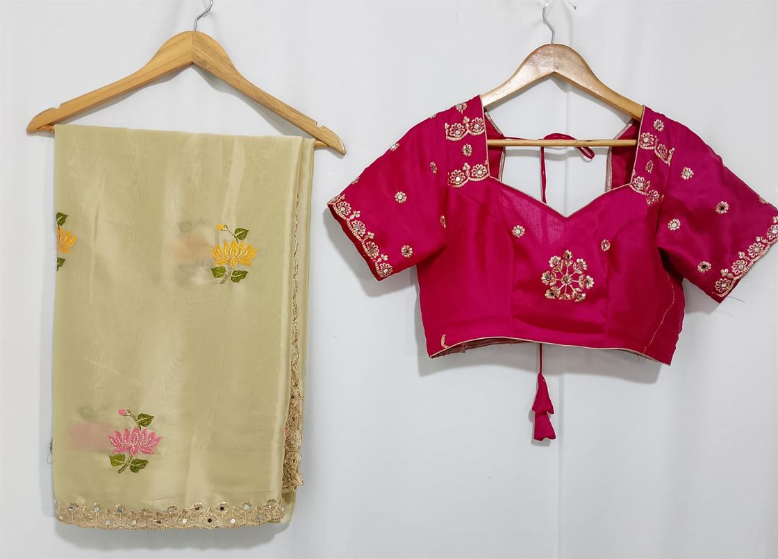 N544: Ready To Ship Beautiful  Saree With Stitched Blouse