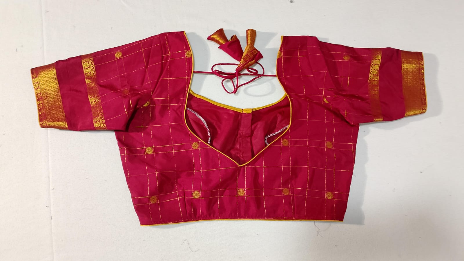 N340: Ready To Ship Beautiful Mysore Crepe Silk Saree With Stitched Blouse N340: Ready To Ship Beautiful Mysore Crepe Silk Saree With Stitched Blouse