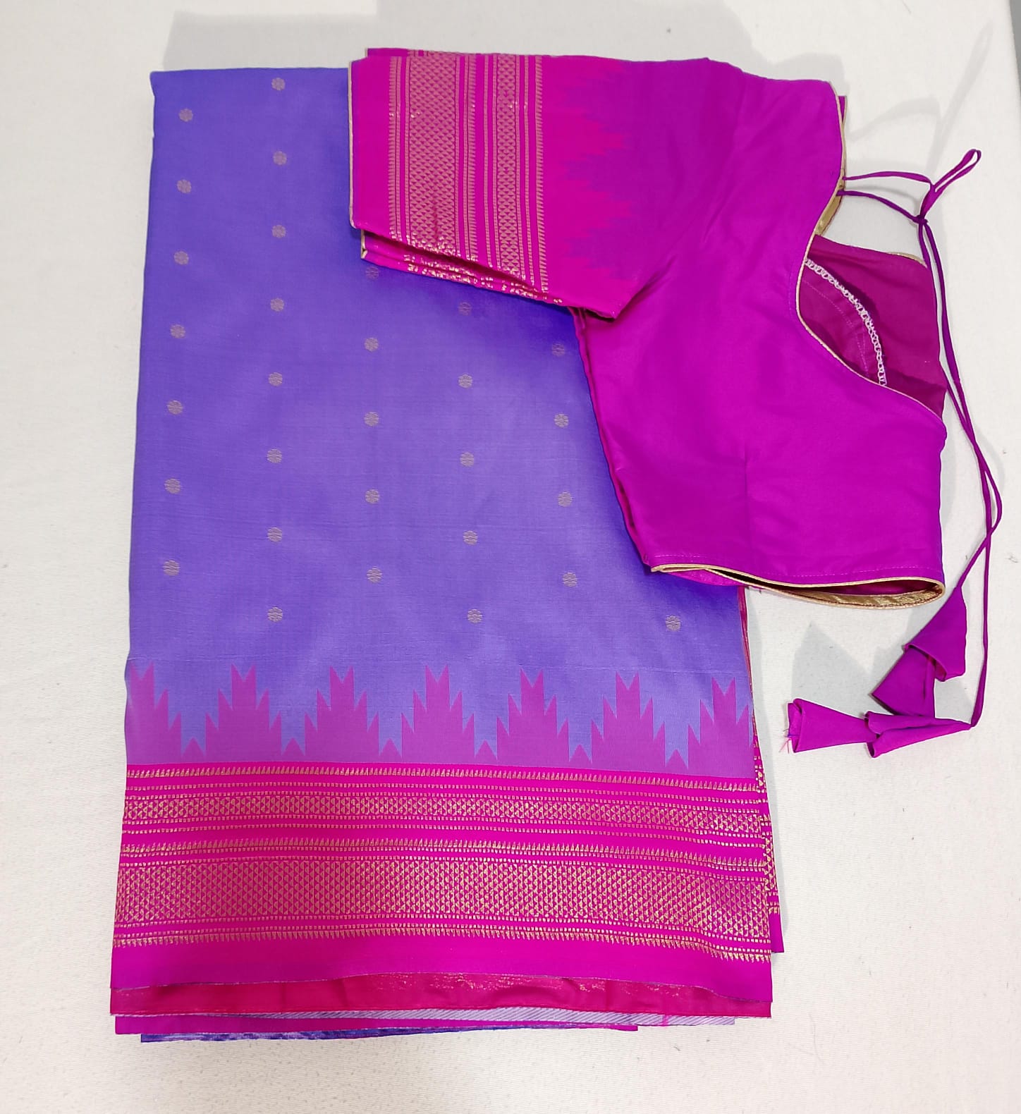 N334: Ready To Ship Beautiful Paithani Silk Saree With Stitched Blouse