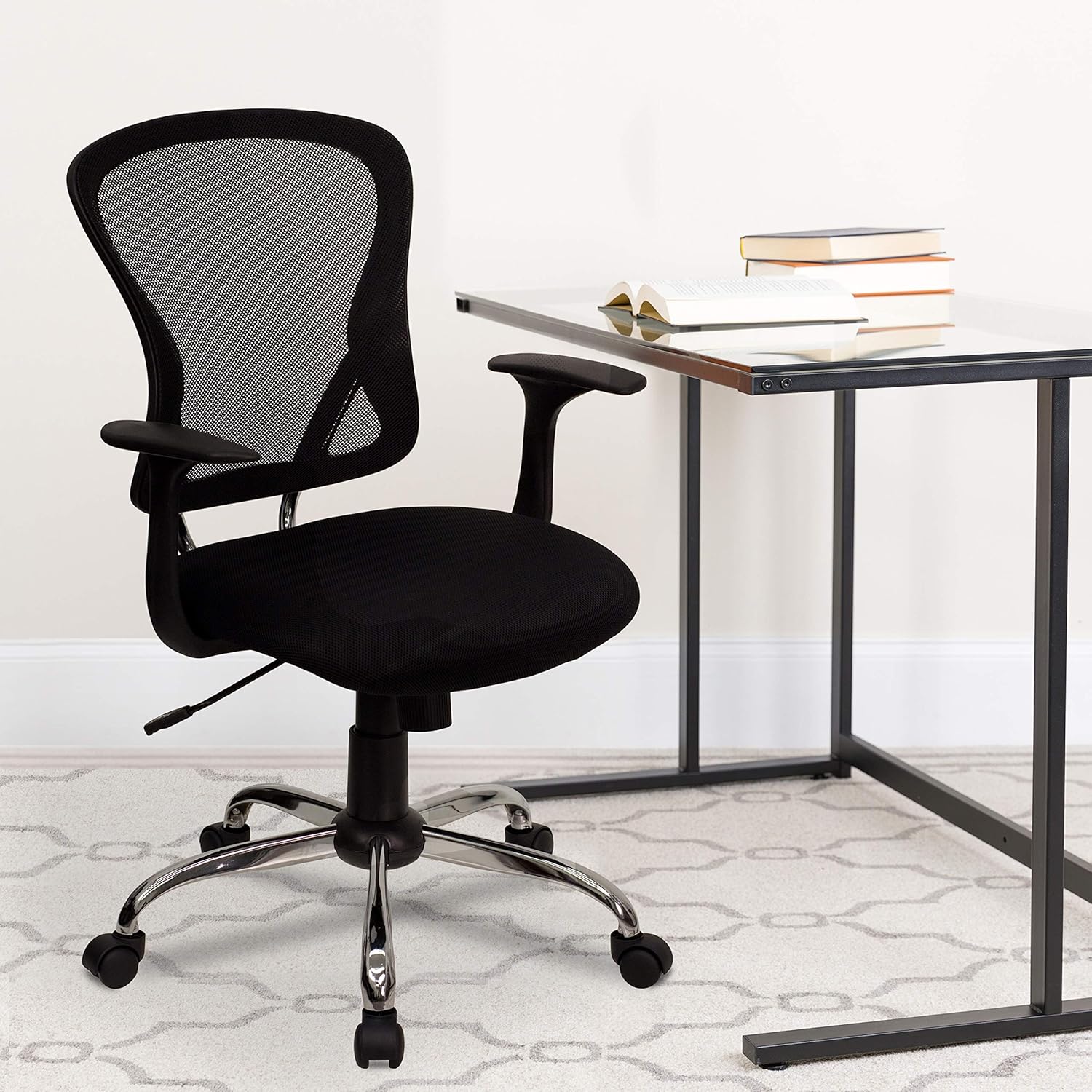 FLASH FURNITURE Alfred Mid-Back Mesh Swivel Task Office Chair with Chrome Base and Arms