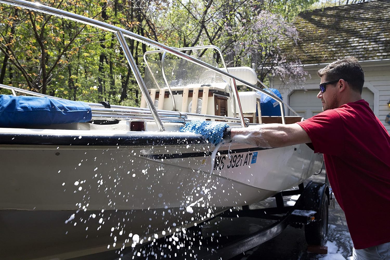 303 Products Marine Boat Wash with UV Protectant - For A Deep Clean, Spot Free Shine - 30 Day UV Protection - Removes Salt