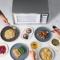 Farberware Countertop Microwave Oven 1000 Watts with LED Lighting & Child Lock