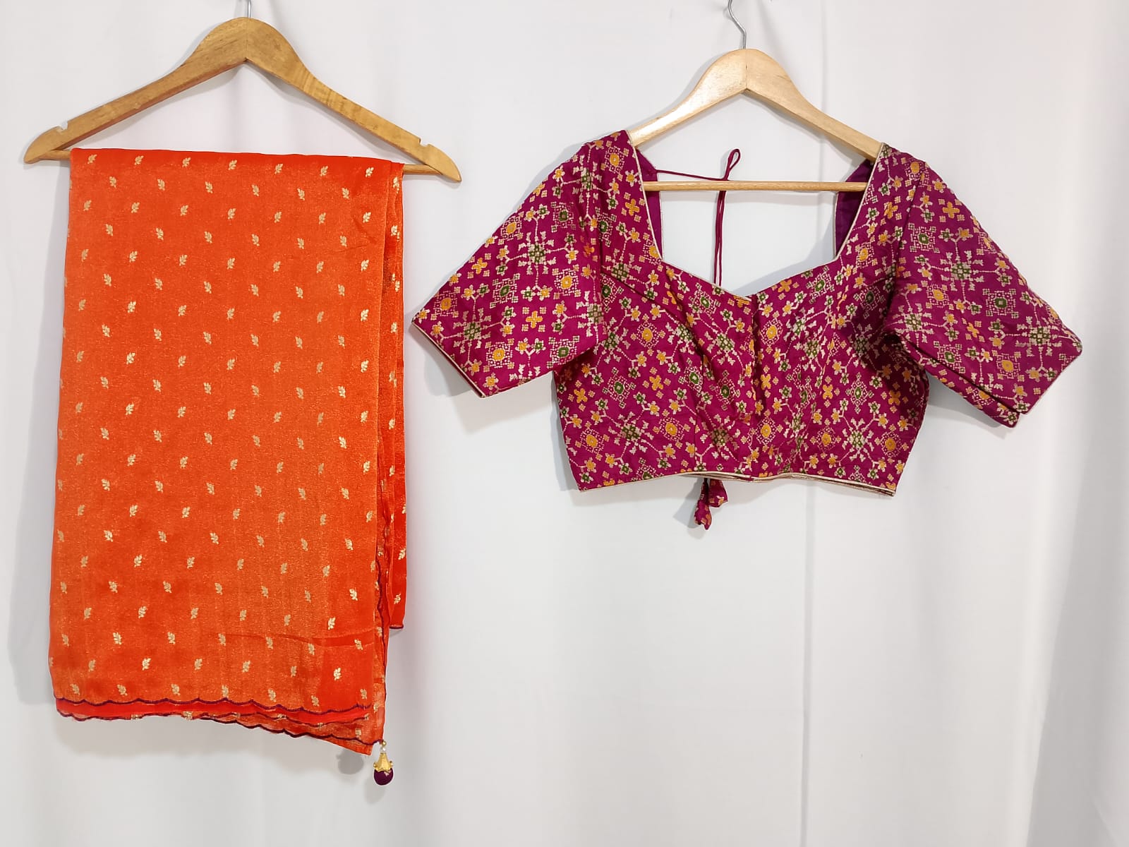 N338: Ready To Ship Beautiful Chinnon Silk Saree With Stitched Blouse