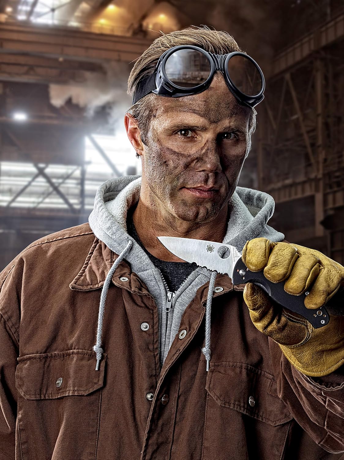 SPYDERCO Tenacious Lightweight Folding Pocket Knife