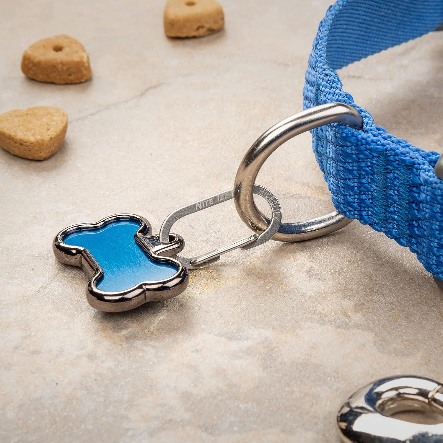 Nite Ize MicroLink Pet Tag Carabiner, Stainless Steel Cat and Dog Tag Clip, 2 Count (Pack of 1) LABEL