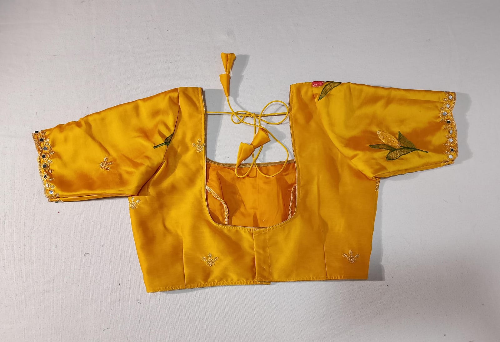 N315: Ready To Ship Beautiful Desginer Saree With Stitched Blouse