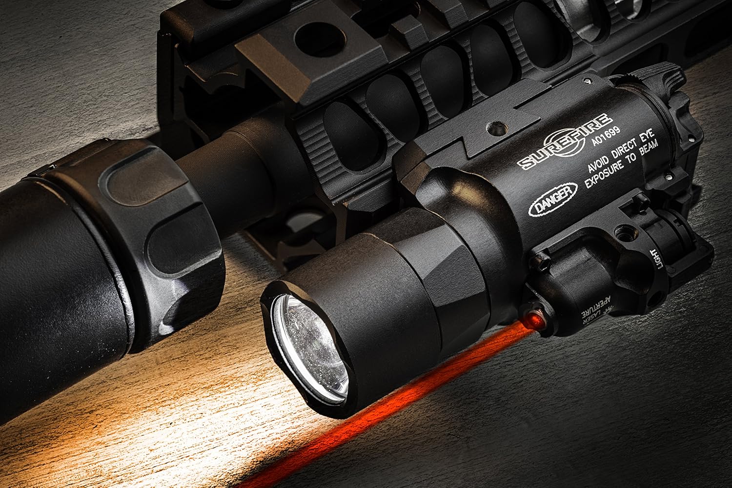 SureFire X400 Ultra WeaponLight with Laser