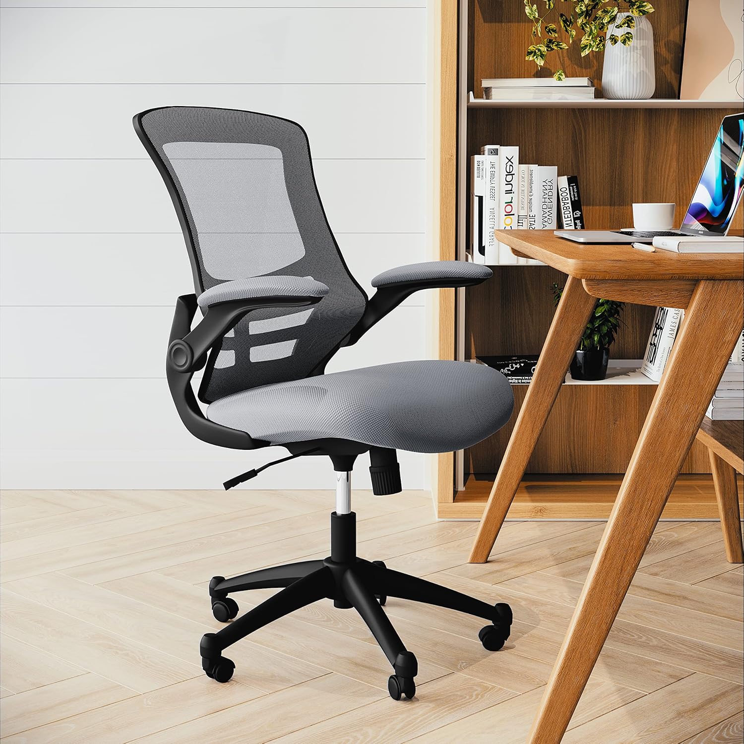 Flash Furniture Kelista Mid-Back Mesh Swivel Office Chair