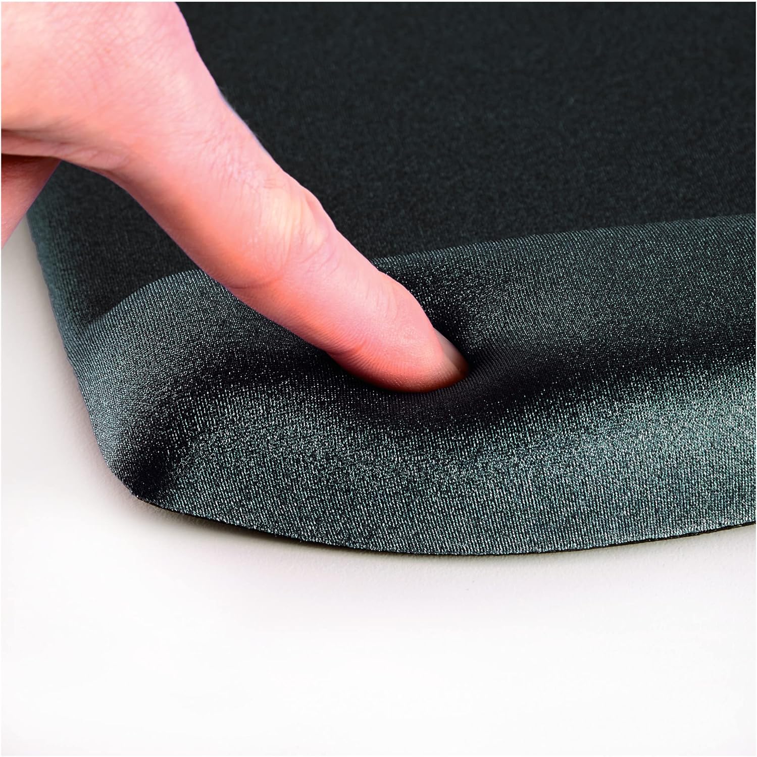 FELLOWES PlushTouch FoamFusion Keyboard Wrist Rest with MICROBAN