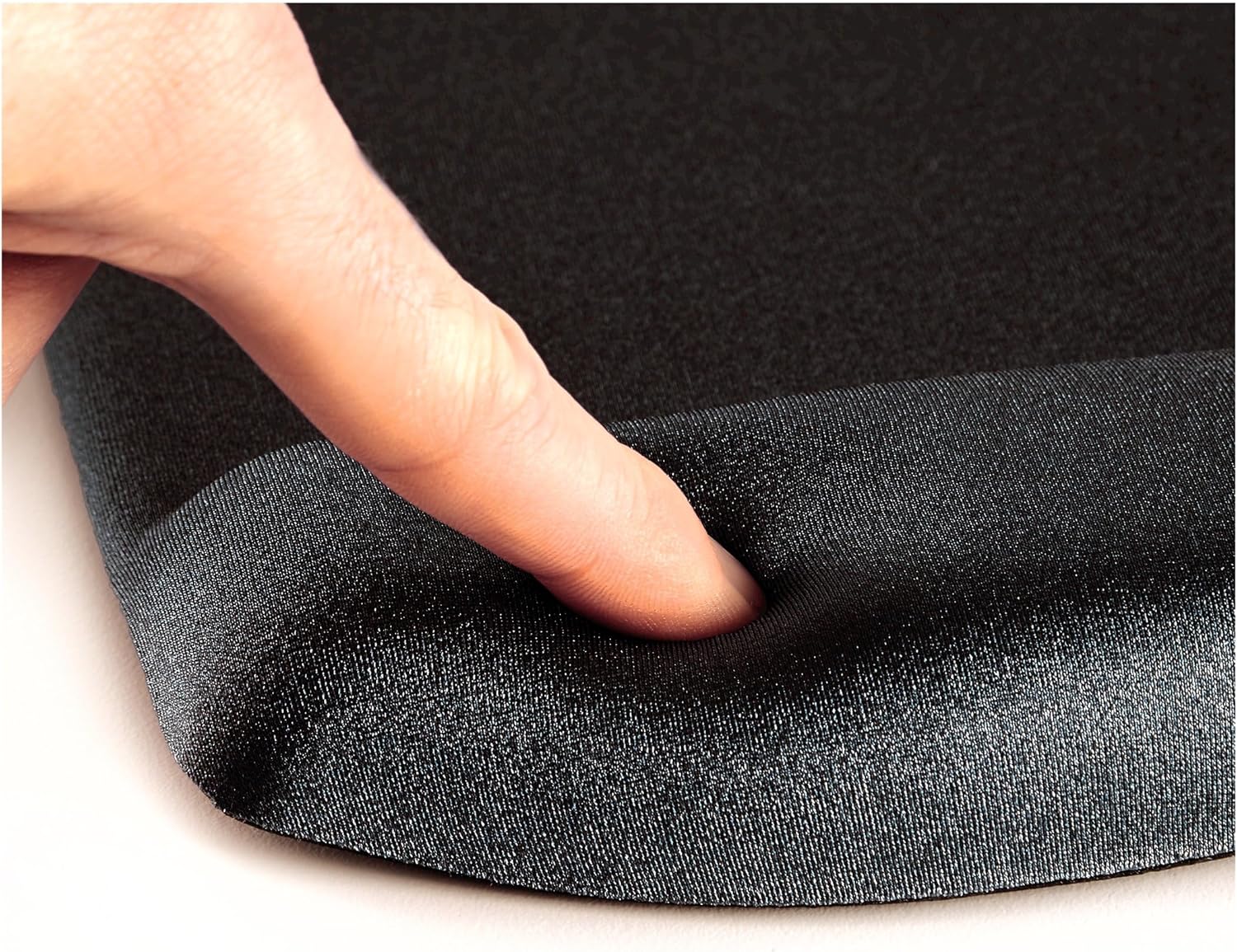 Fellowes® PlushTouch™ Mouse Pad With Wrist Rest, Black
