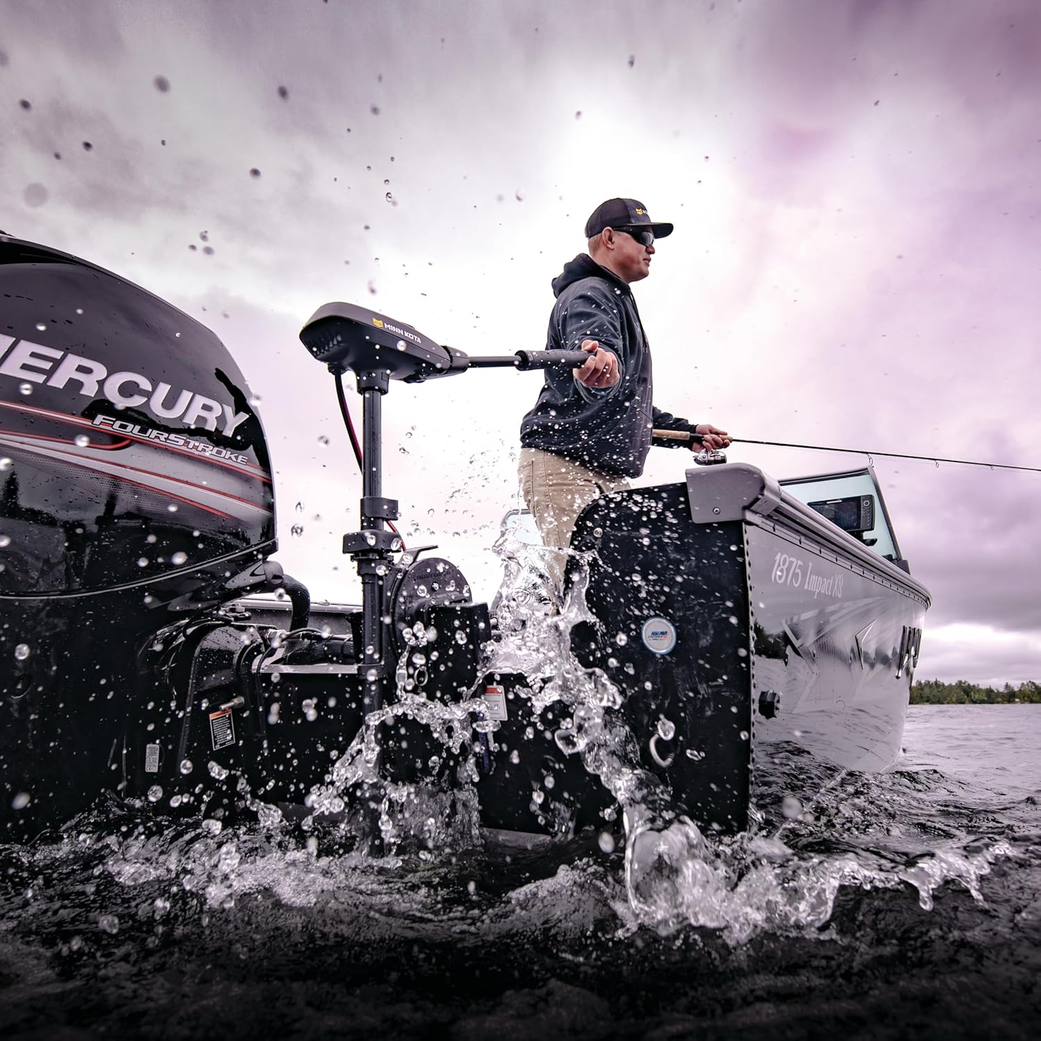 Minn Kota Traxxis Transom-Mount Electric Trolling Motor, 55 Lb. Thrust, 36 in. Shaft, Freshwater One Size Transom Mount