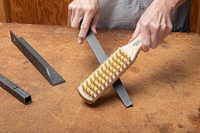 Crescent Nicholson 10" File Card and Brush | 21467