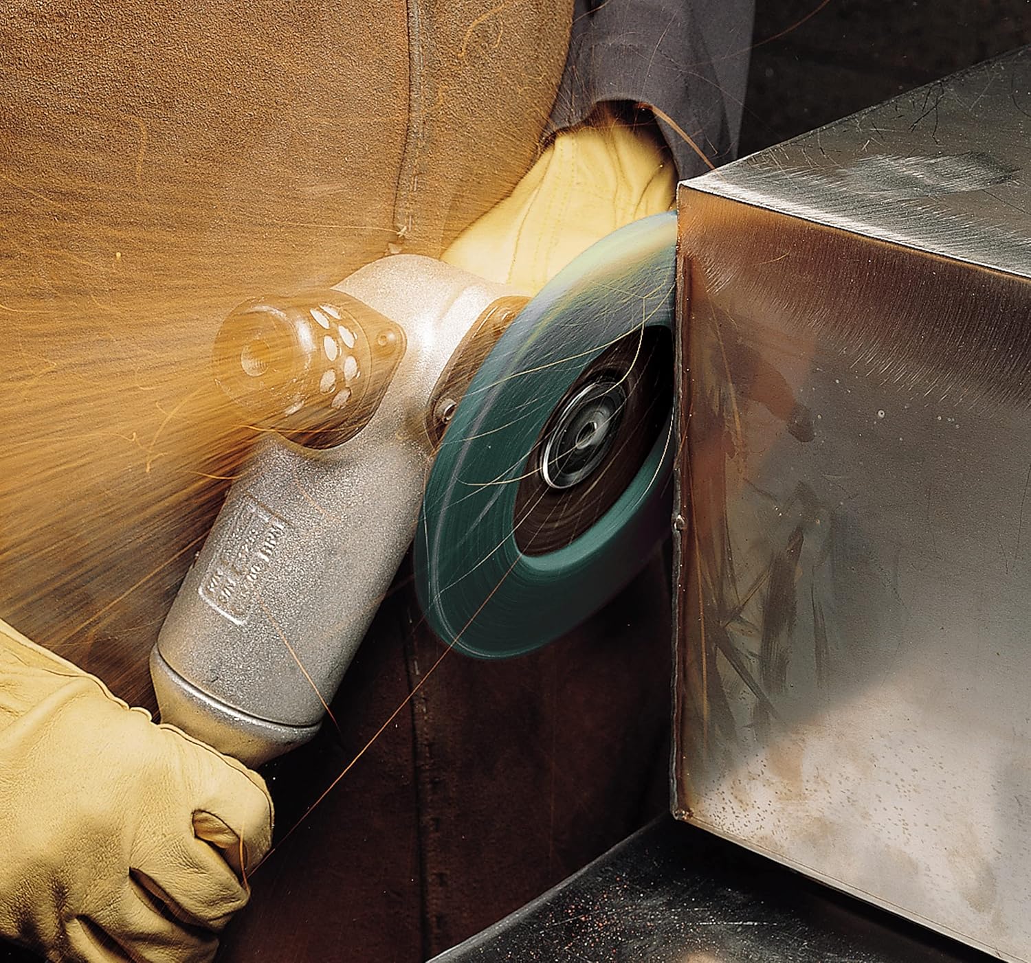 3M Flap Disc 577F - 36 Grit Aluminum Zirconia - Type 27 Angle Grinder Disc - High Pressure Grinding Disc