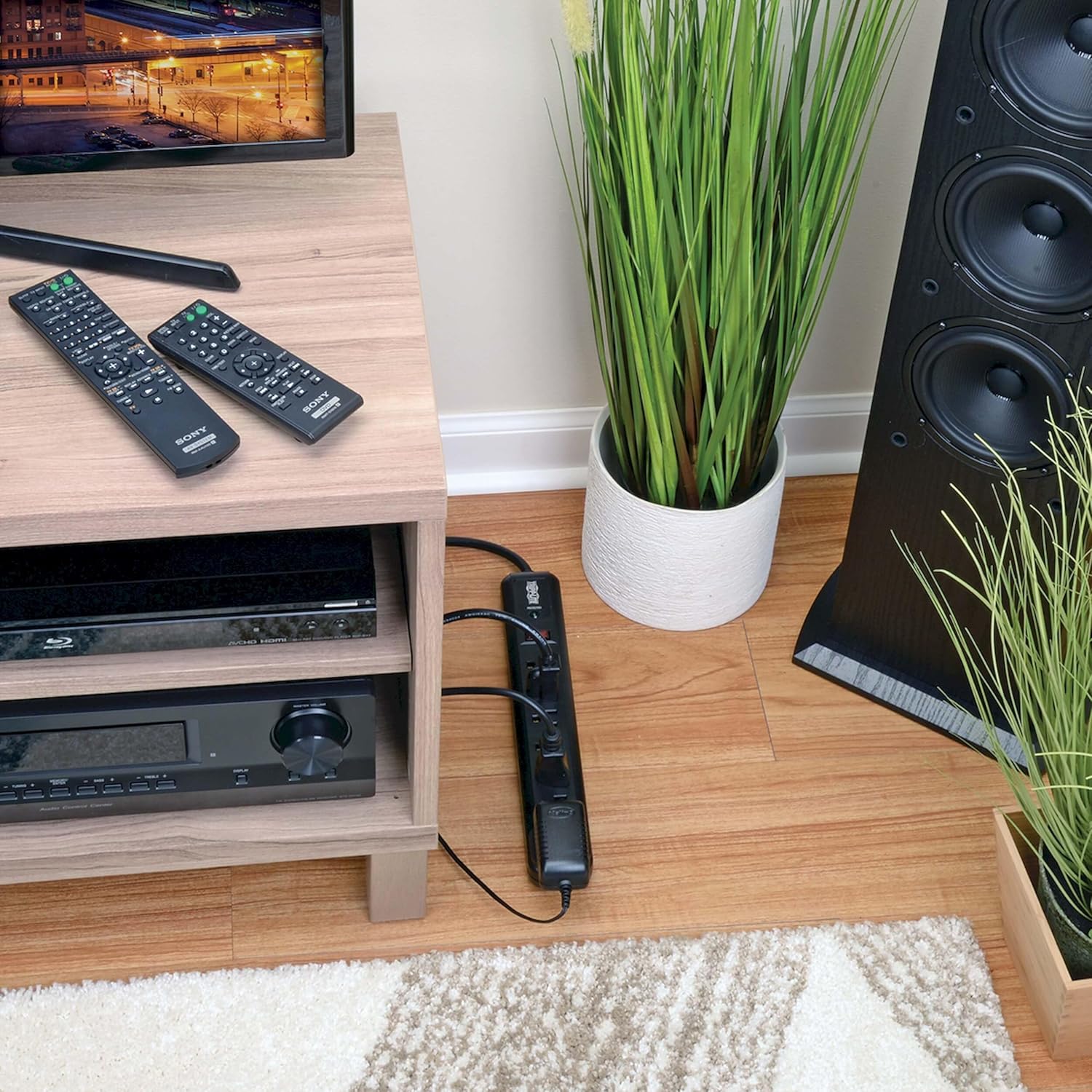 TRIPP LITE 7-Outlet Surge Protector Power Strip (6 Right-Angle + 1 Transformer), 4 ft Cord