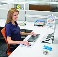 Fellowes PlushTouch Foam Mouse Pad Wrist Support with MICROBAN - Gray Lattice (9549701)