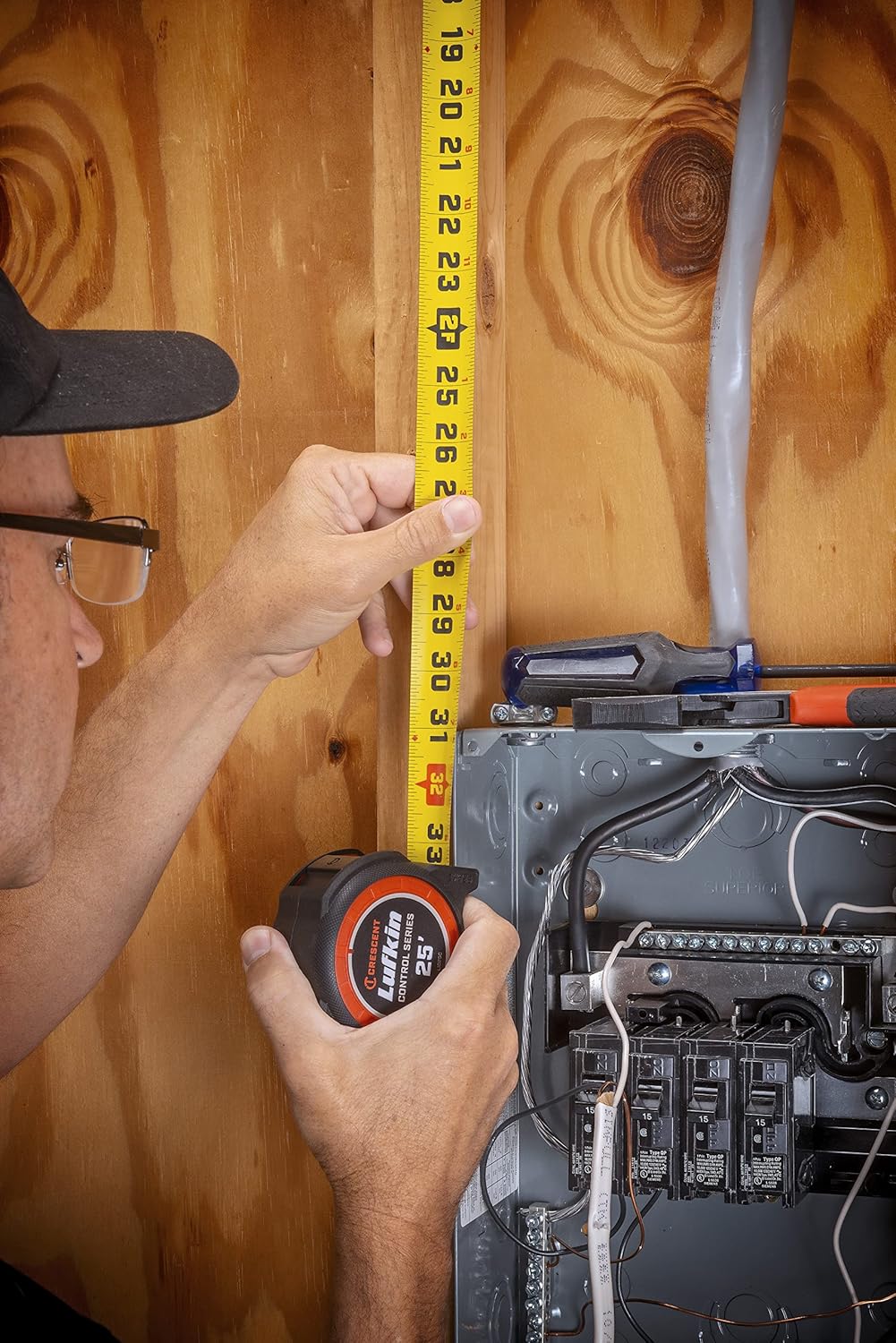 Crescent Lufkin 1-3/16 x 10m/33' Command Control Series Yellow Clad Tape Measure - L1035CME-02