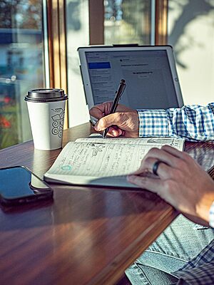 Rite in the Rain Weatherproof Bolt-Action Matte Black Metal Pen, Black Ink (No. BK16) Bolt Action