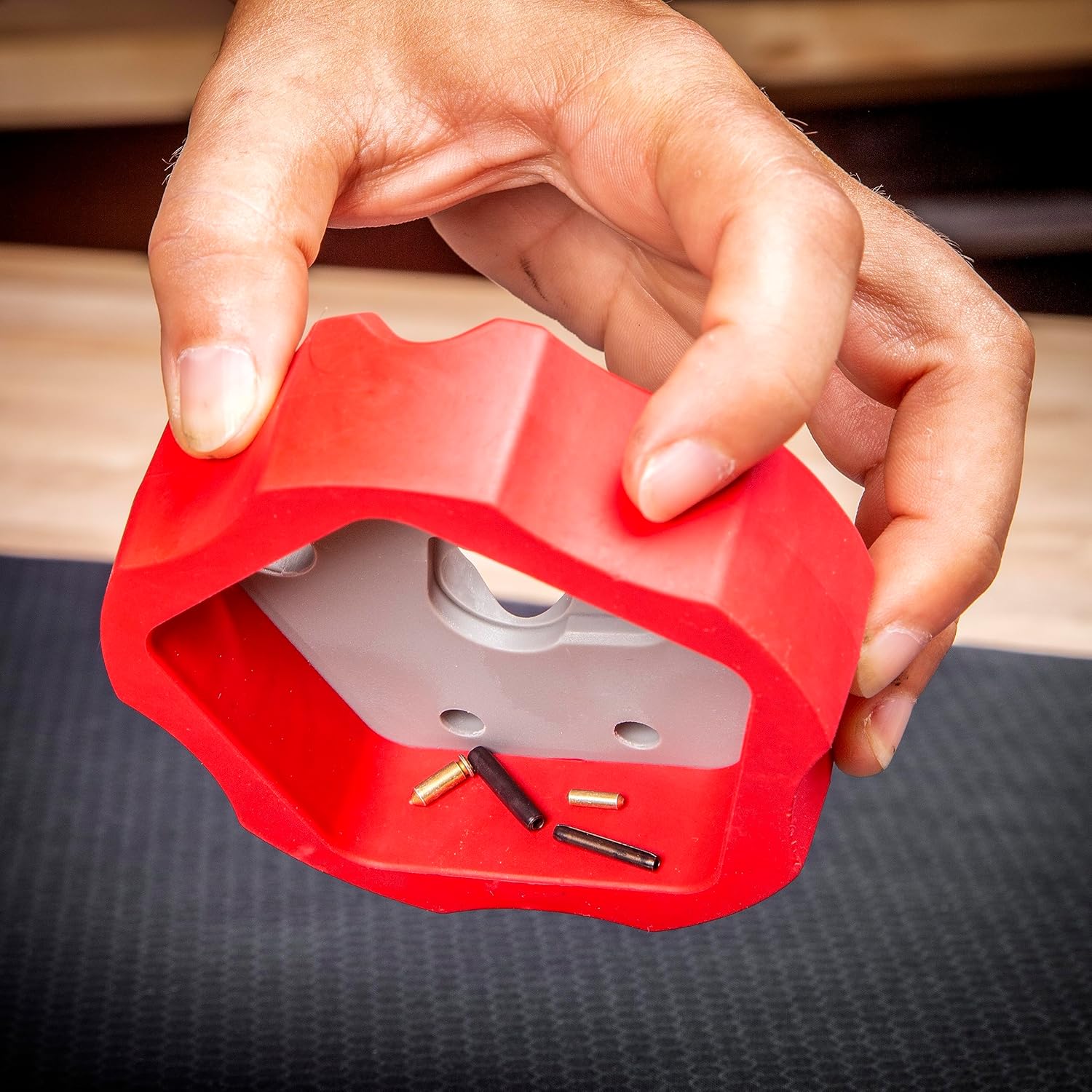 Real Avid Smart Bench Block - Universal Armorers Block Made with Non-Marring Materials, Non-Slip Bench Block For Glock, 1911 & Other Guns