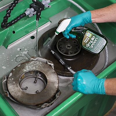 SIMPLE GREEN Concentrated All-Purpose Industrial Cleaner & Degreaser