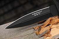 SMITH & WESSON H.R.T. Full Tang Dual-Edged Fixed Blade Knife