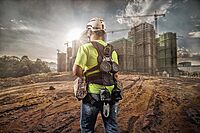 MSA V-Gard H1 Helmet with Fas-Trac III Ratchet Suspension