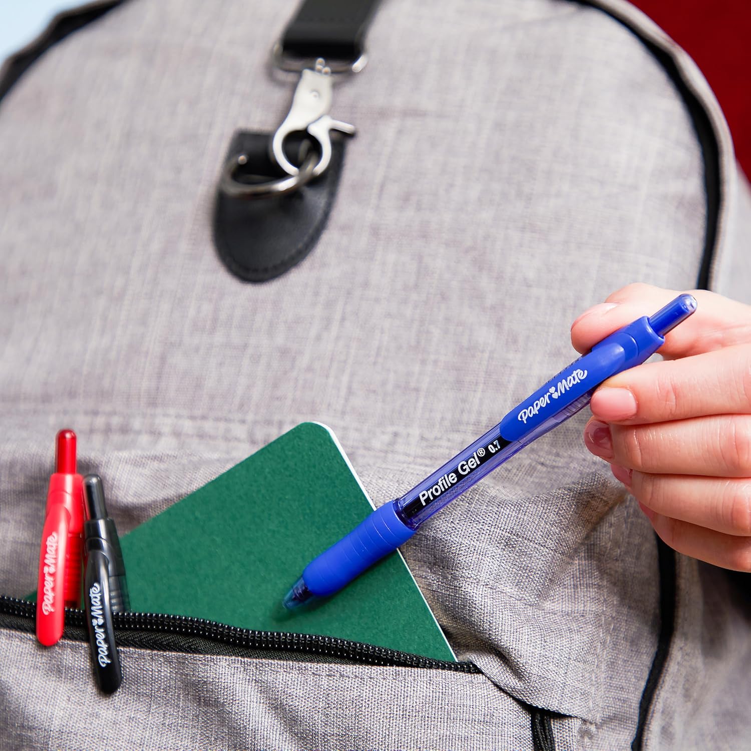 Paper Mate Profile Retractable Gel Pen, 0.7mm Medium Point, Blue Ink, 4 Count 1 Count (Pack of 1)