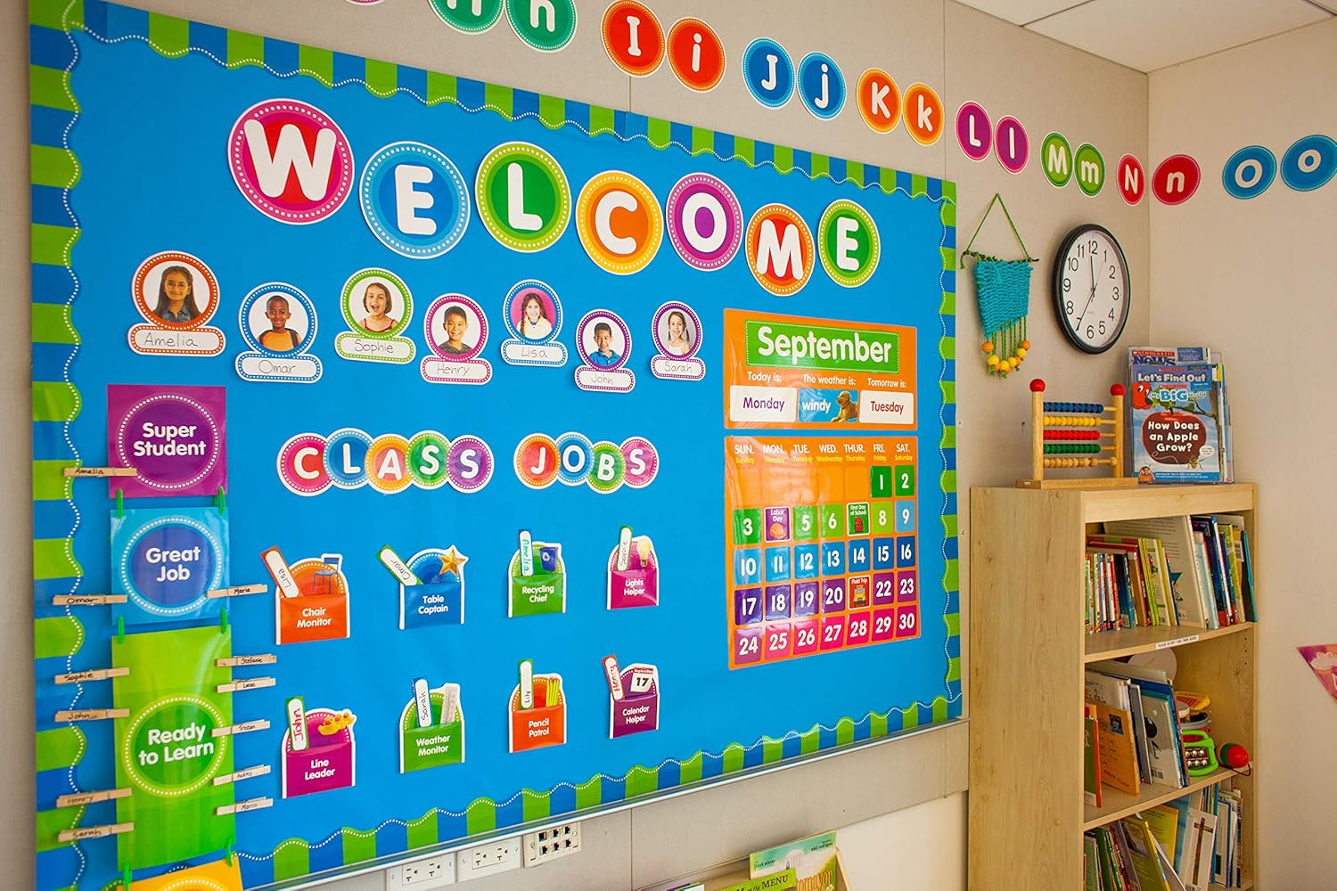 Color Your Classroom Class Jobs Bulletin Board Set, Assorted Colors