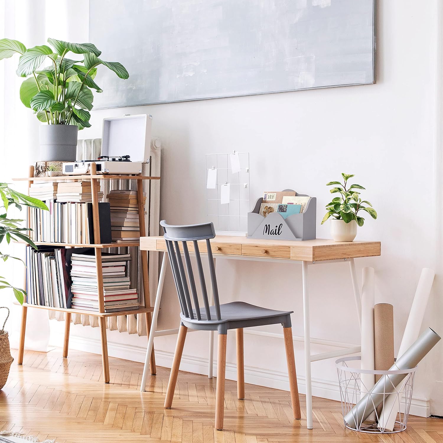 Elegant Designs Homewood Farmhouse Wooden Decorative Envelope-Shaped Desktop Letter Holder