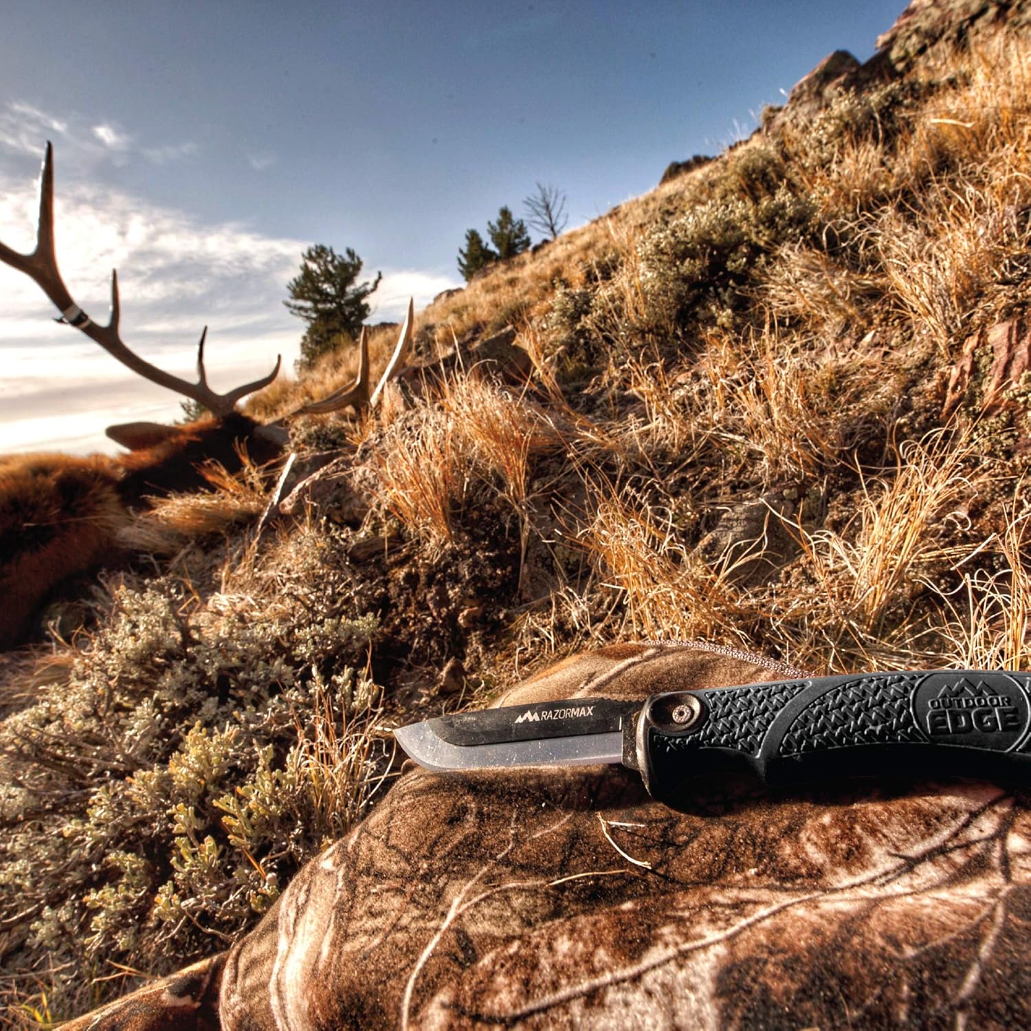 OUTDOOR EDGE RazorMax Replaceable Fixed Blade Hunting Knife with Drop-Point & Boning/Fillet Blades
