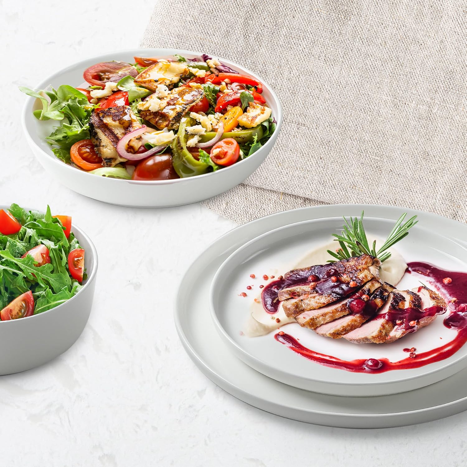 TABLE 12 16-Piece Dinnerware Set, Service for 4