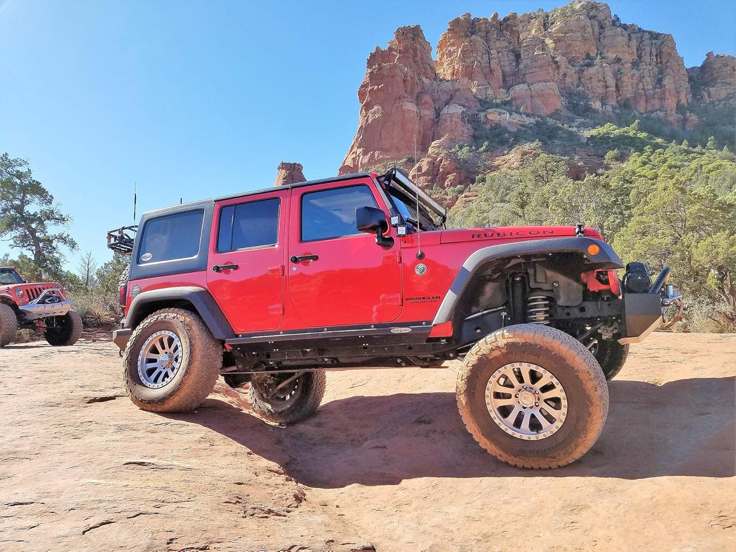 Uniden PRO401HH Professional Series 40 Channel Handheld CB Radio, 4 Watts Power with Hi/Low Power Switch