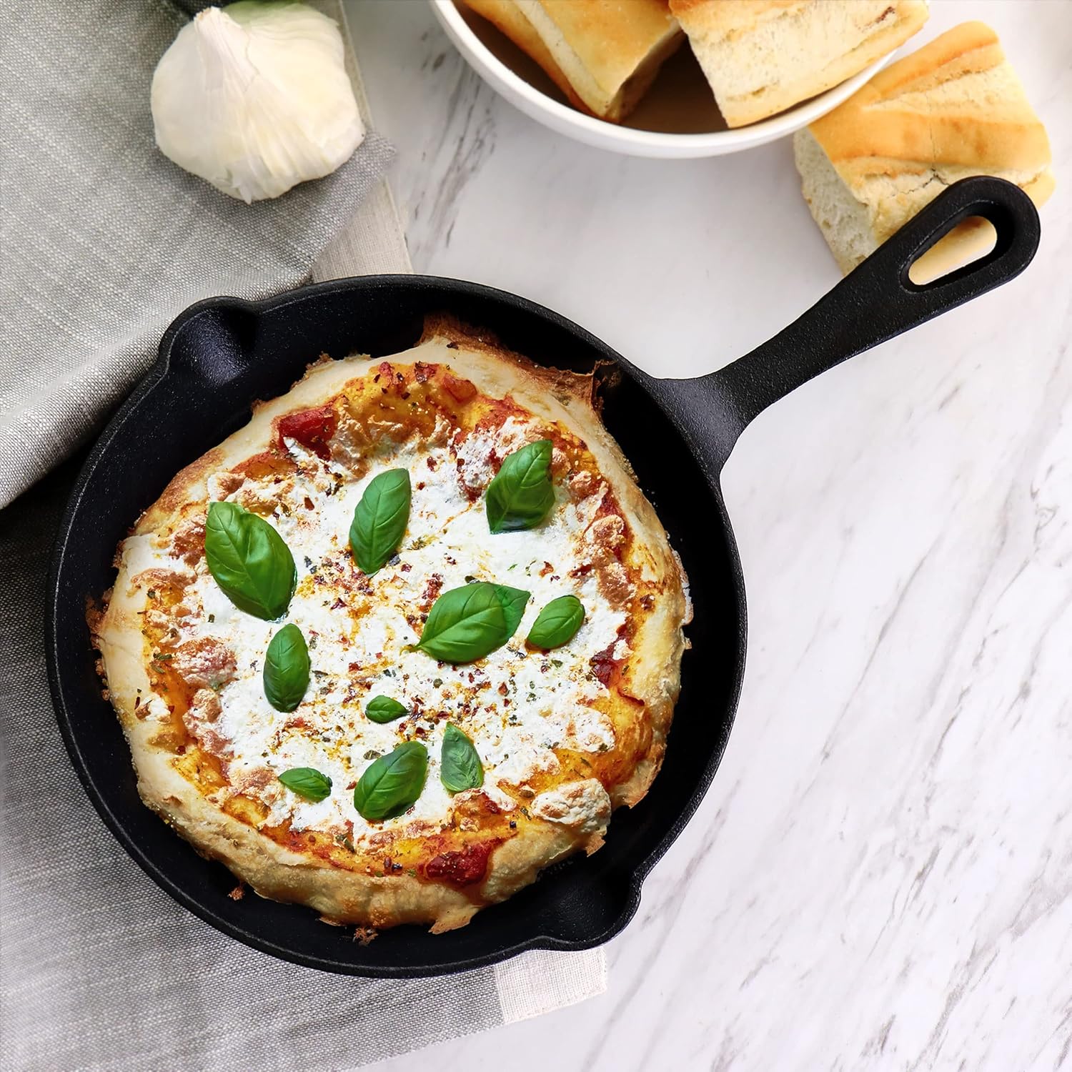 MegaChef Pre-Seasoned Round Cast Iron Frying Pan