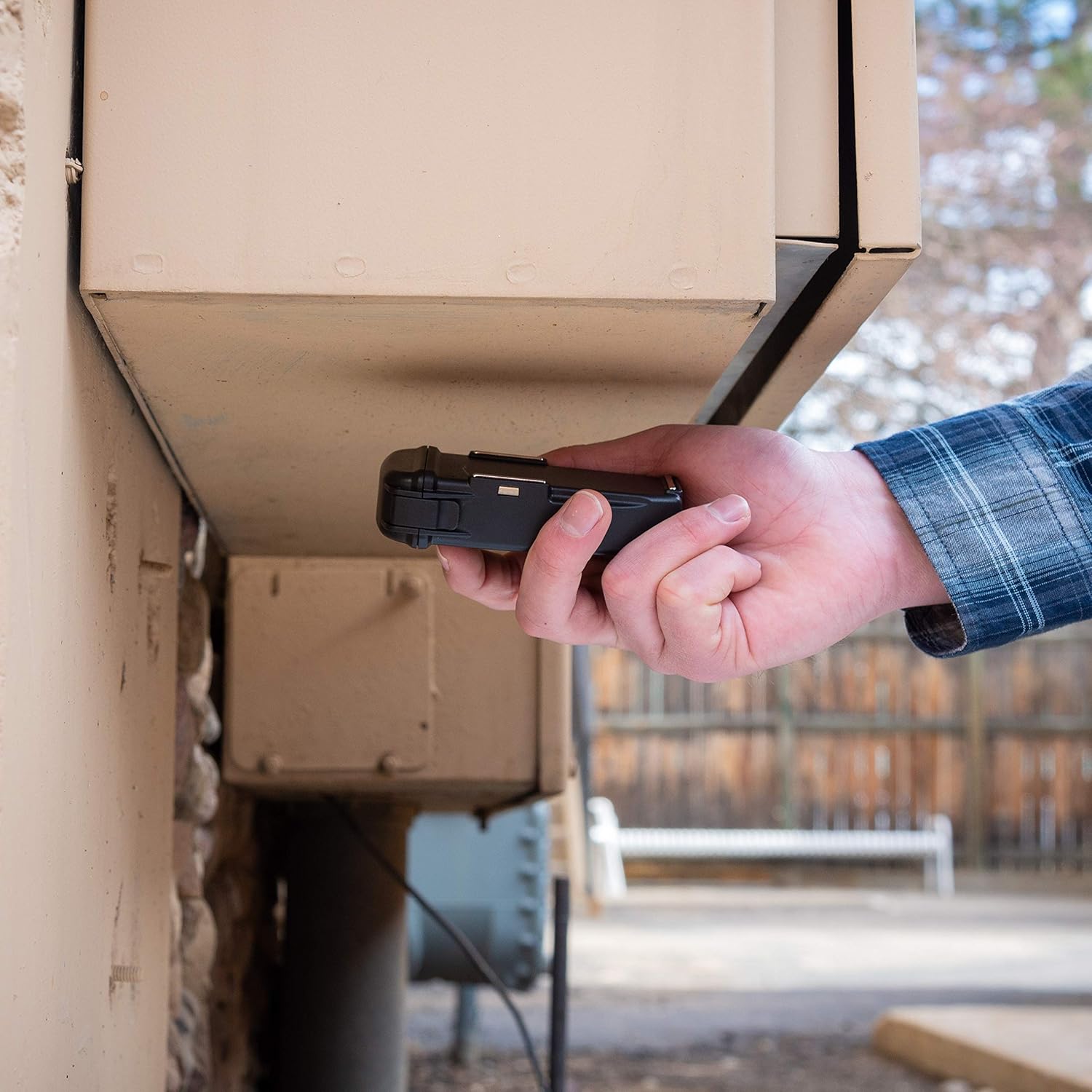 Nite Ize Hideout Magnetic Key Box - Waterproof Key Hider & Magnetic Key Holder