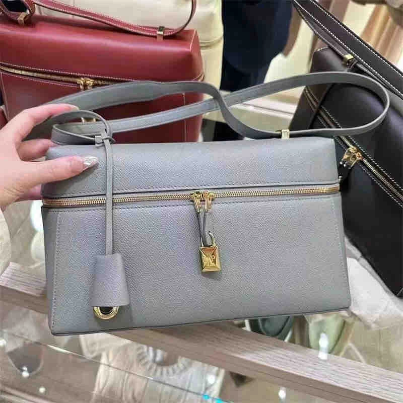 LORO PIANA LUNCH BOX BAG