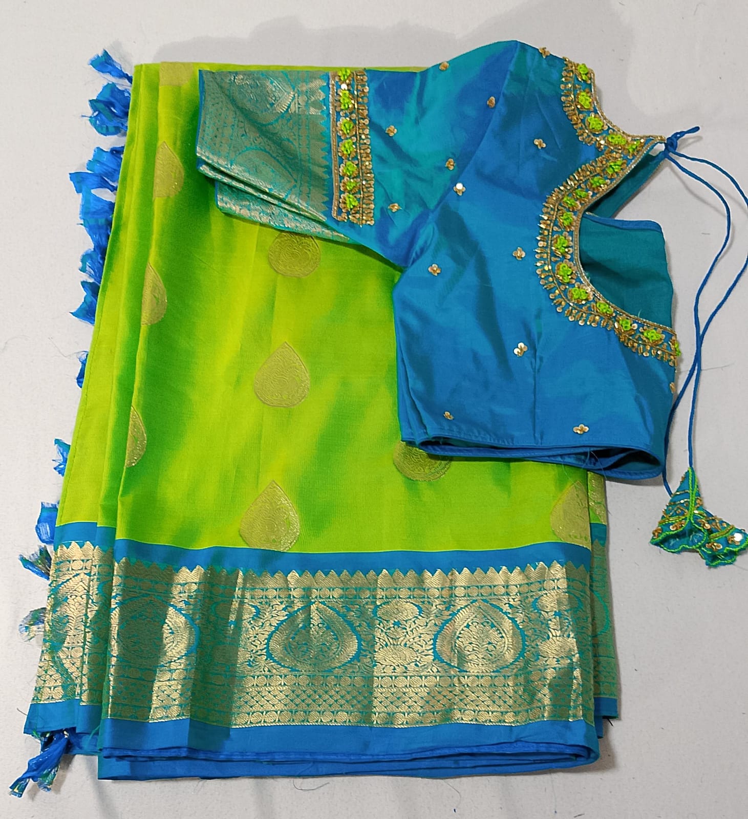 N394: Ready To Ship Beautiful Pure Kanchipattu Saree With Stitched Maggam Work Blouse N394: Ready To Ship Beautiful Pure Kanchipattu Saree With Stitched Maggam Work Blouse