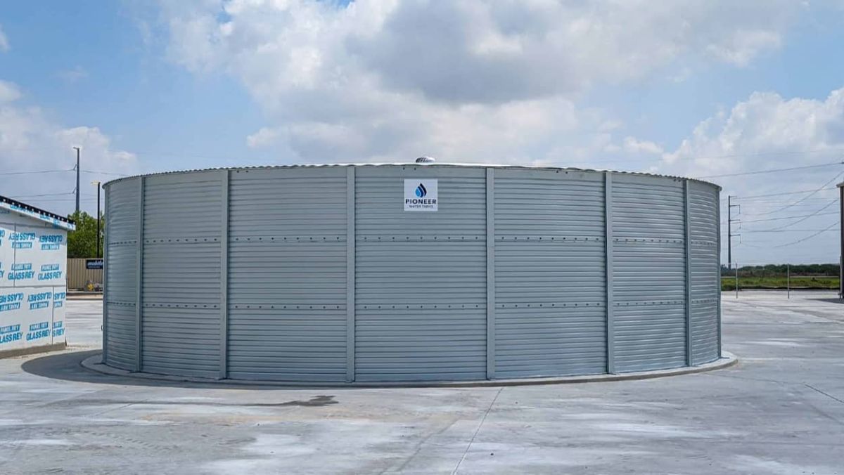 Pioneer Water Tanks XLE50/3 – 97,000 Gallons