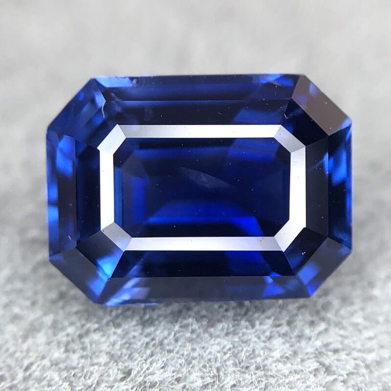 1.80ct Octagon Step Cut Sapphire 1.80ct Octagon Step Cut Sapphire