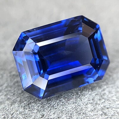1.80ct Octagon Step Cut Sapphire 1.80ct Octagon Step Cut Sapphire