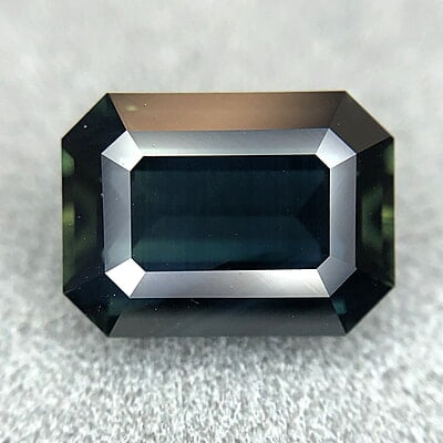 2.61ct Octagon Step Cut Sapphire 2.61ct Octagon Step Cut Sapphire