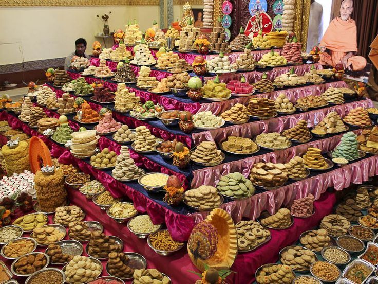 Annakut Puja Seva (Monthly) in Govardhan