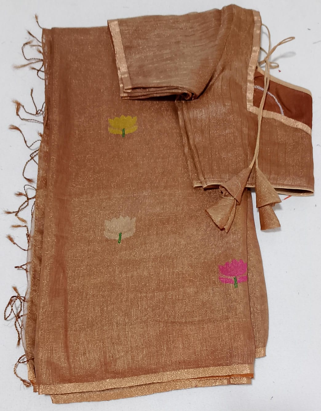 N543: Ready To Ship Beautiful  Saree With Stitched Blouse