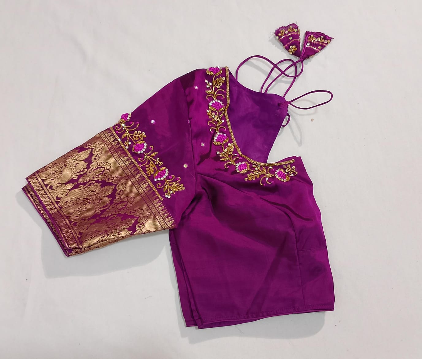 N161: Ready To Ship Beautiful Saree With Stitched Blouse