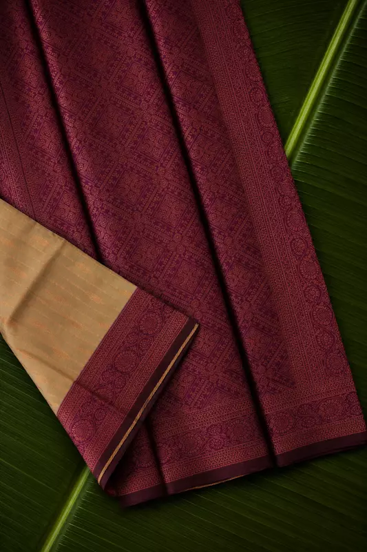 Vairaoosi saree Cream