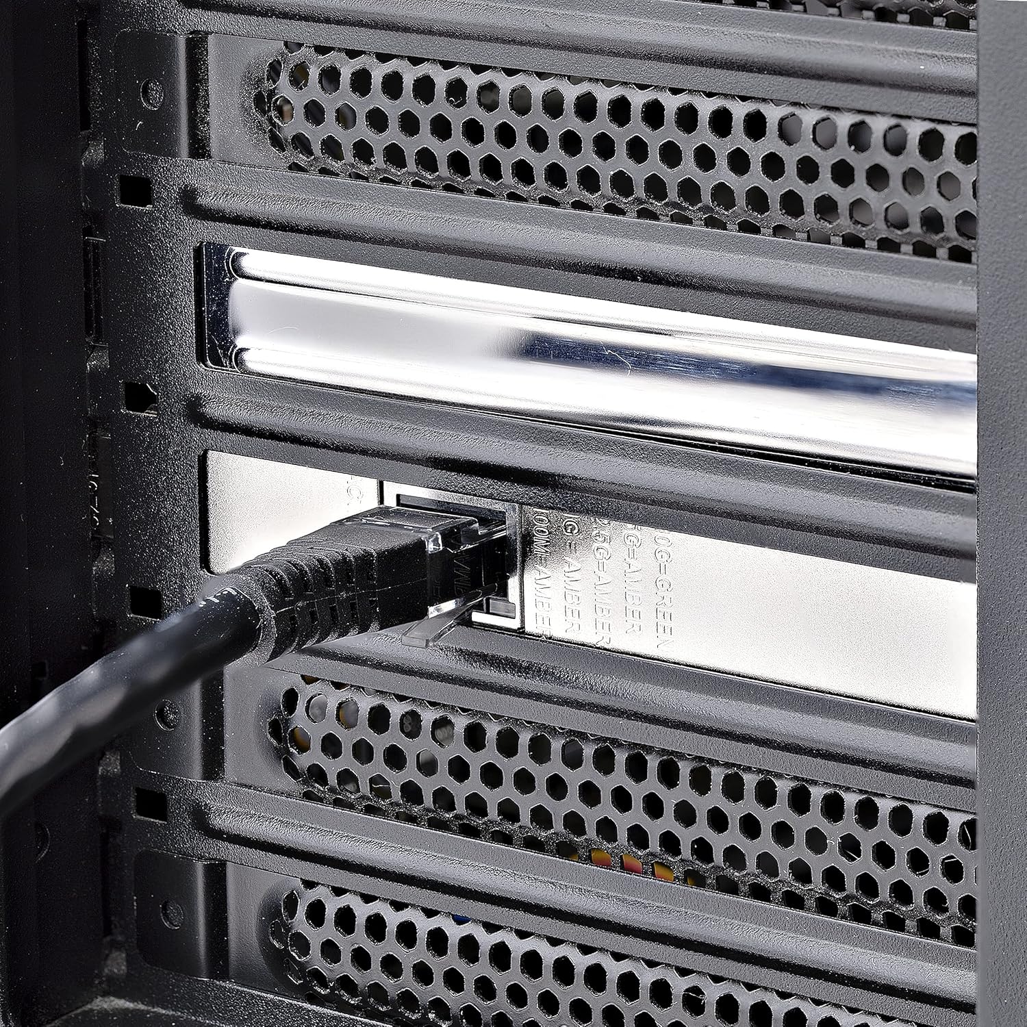 StarTech.com 1-Port 10Gbps PCIe Network Adapter Card, Network Card for PC/Server