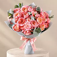 11 Julietta Peony Roses And Eucalyptus Bouquet