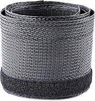 StarTech.com 10ft (3m) Cable Management Sleeve, Trimmable Heavy Duty Cable Wrap, 1.2" (3cm) Dia. Polyester Mesh Computer Cable Manager/Protector/Concealer, Black Cord Organizer/Hider (WKSTNCMFLX)