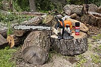 STA-BIL Carb/Choke & Parts Cleaner - Safe For Oxygen Sensors - Dissolves Gum, Varnish, Dirt