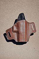 BIANCHI Model 126 Assent Open-Top High-Ride Holster