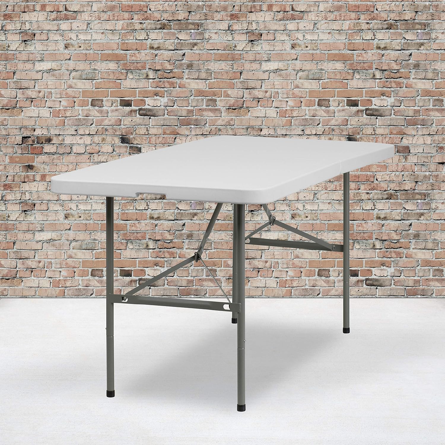 FLASH FURNITURE Bi-Fold Plastic Folding Table